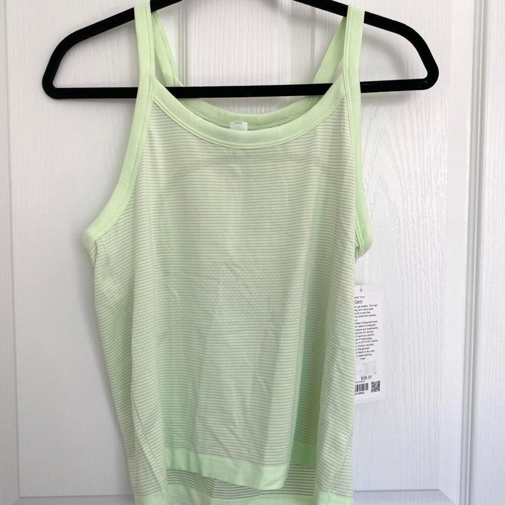 Lululemon Women's Green Vest